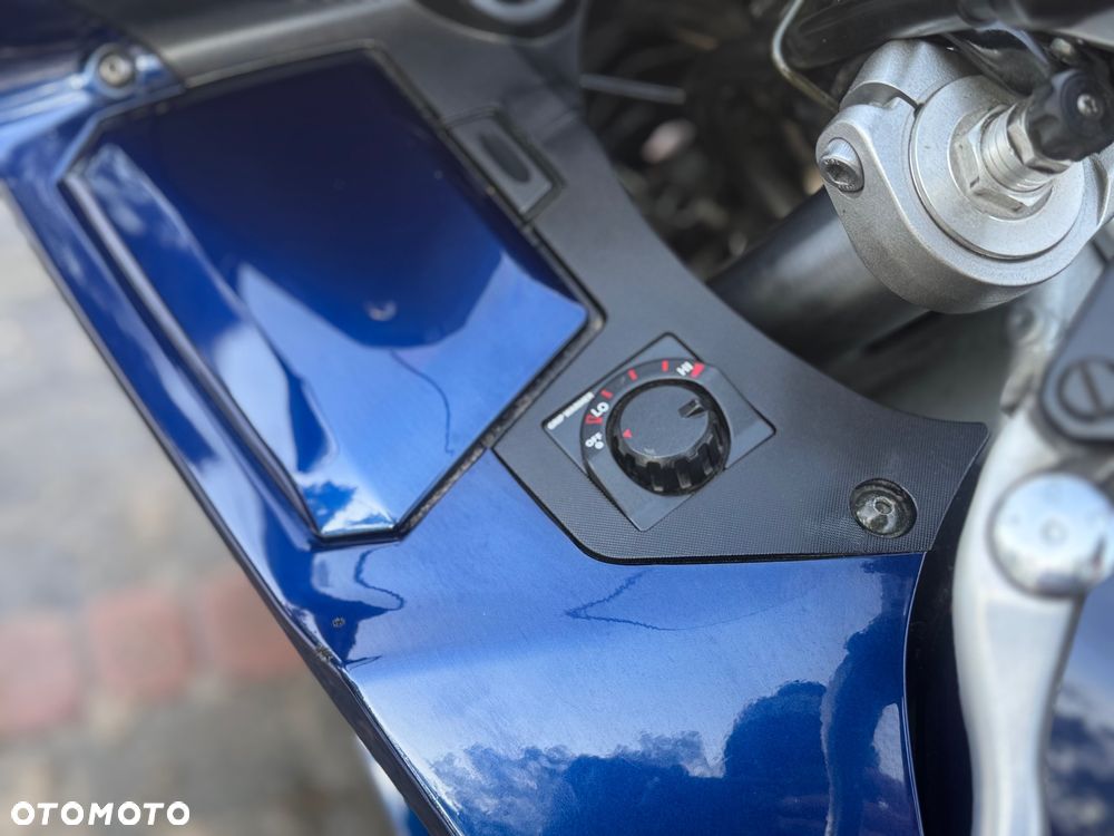 Yamaha FJR - 29