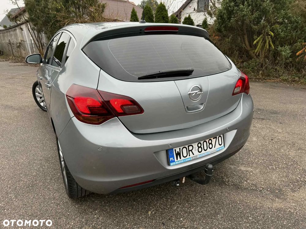 Opel Astra III 1.7 CDTI EcoFLEX - 18