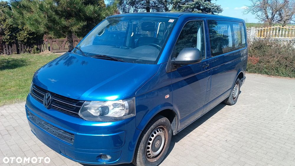 Volkswagen Multivan - 5