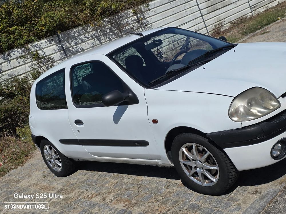 Renault Clio 1.5 dCi Extreme - 2