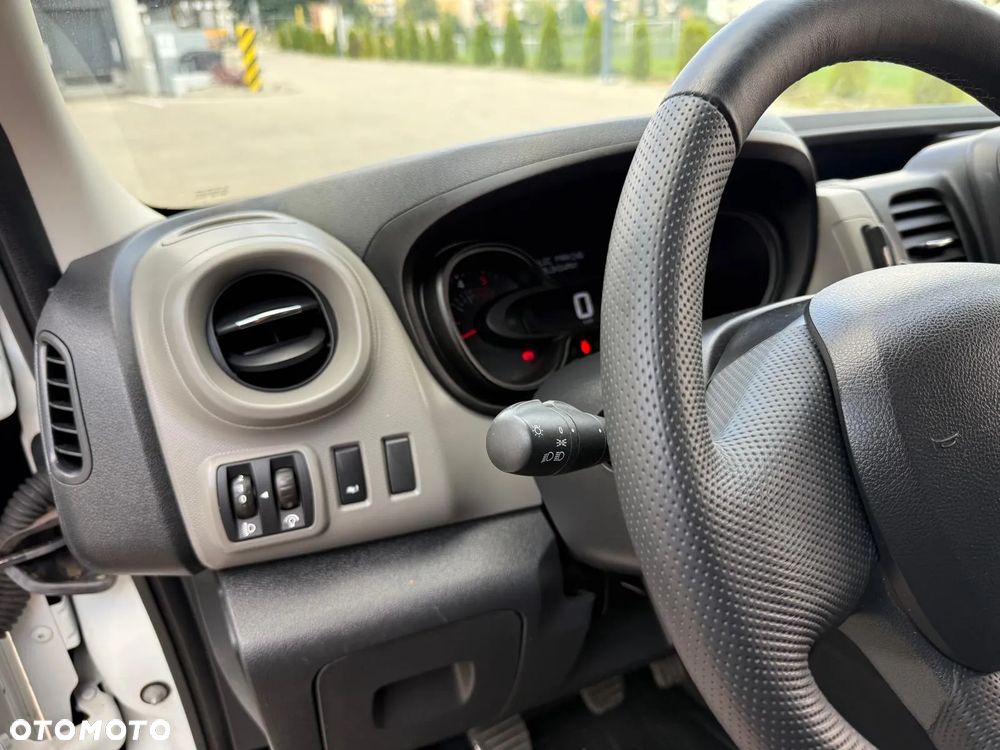 Renault Trafic - 24