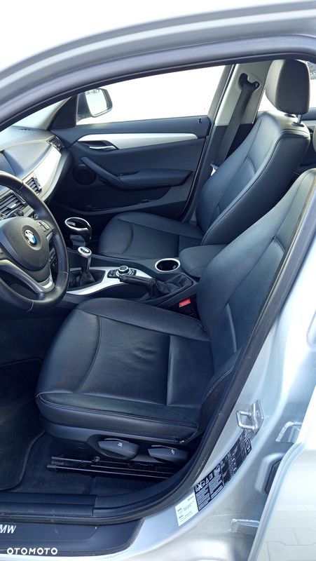 BMW X1 xDrive20d xLine - 12