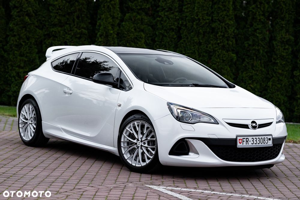 Opel Astra IV GTC OPC - 2