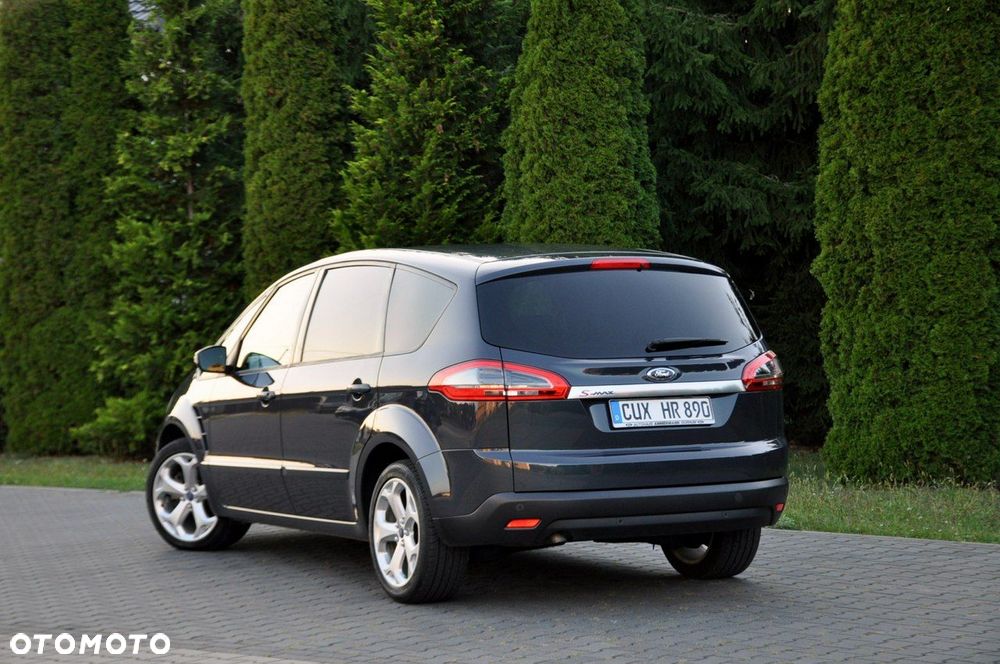 Ford S-Max - 14
