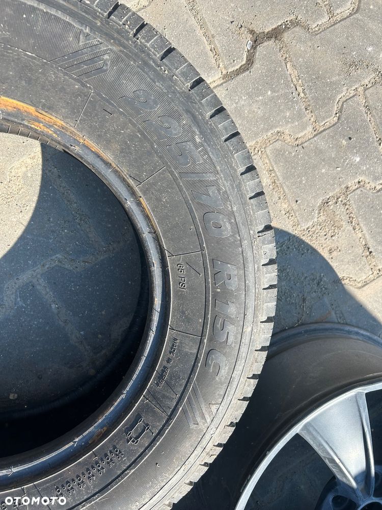 Opony letnie 225 70 R15 C Taurus 8 mm bieżnik 2 sztuki letnie - 7