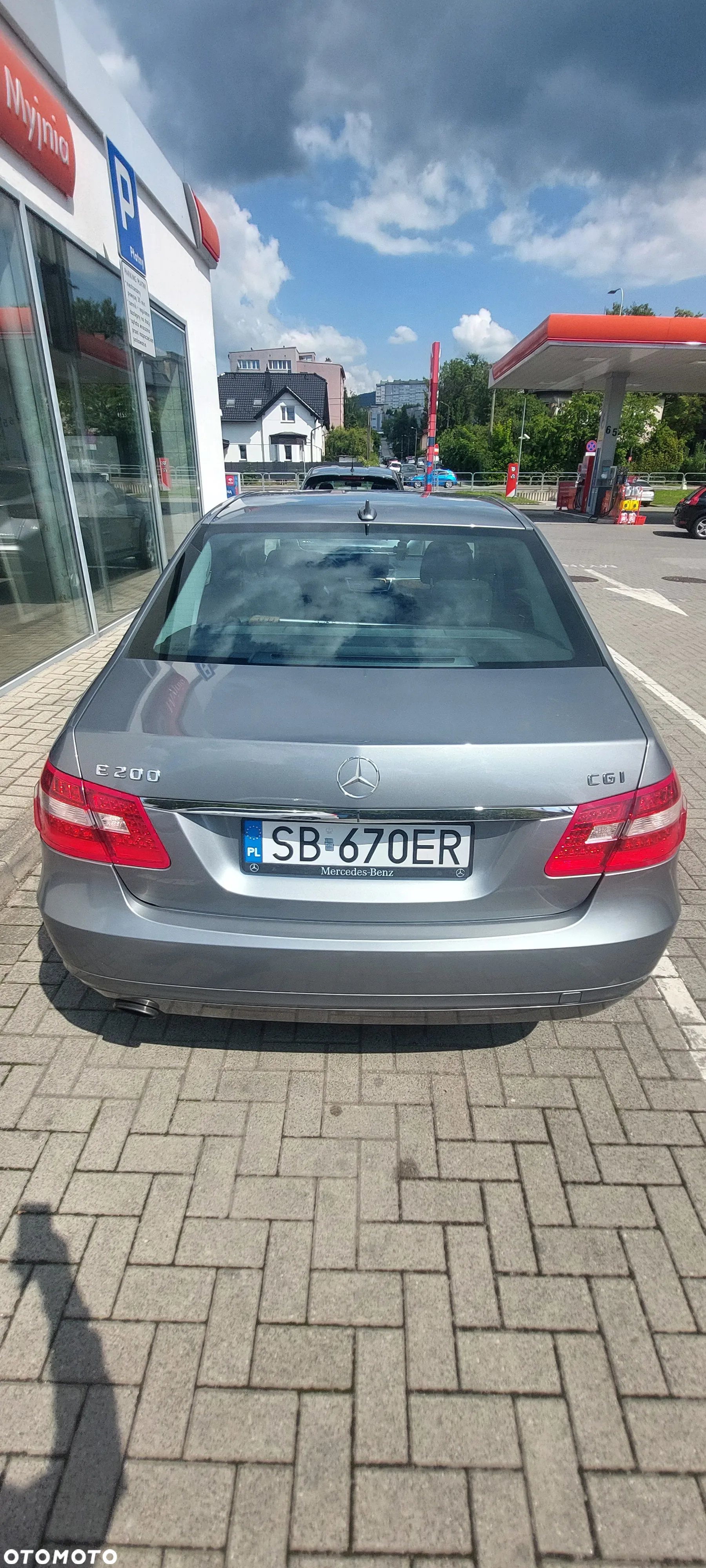 Mercedes-Benz Klasa E 200 CGI BlueEffICIENCY - 3