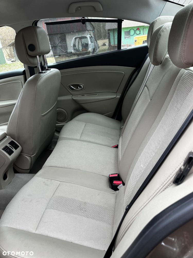 Renault Fluence - 17