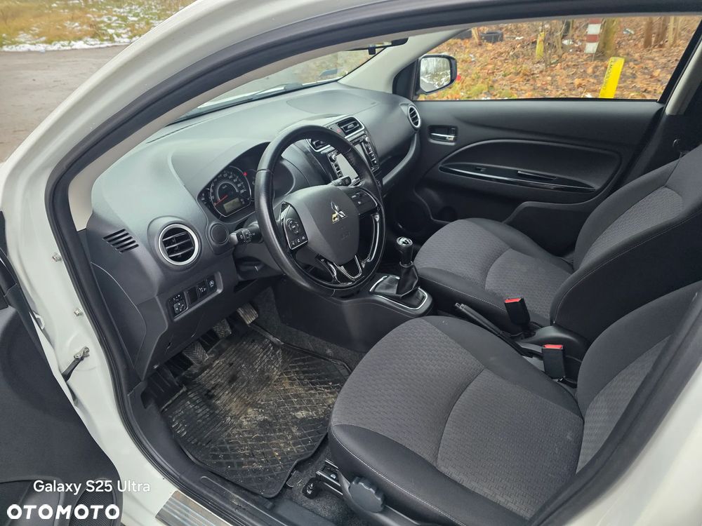 Mitsubishi Space Star - 8