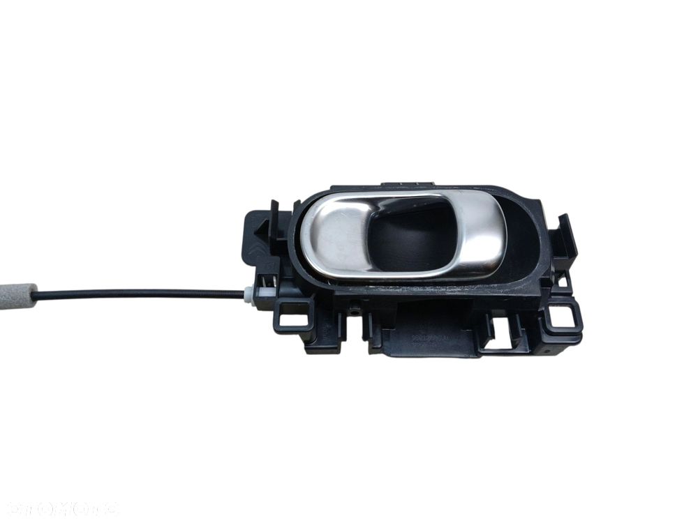 やまきち　2点目 C-2D ピクチャーレール | ピクチャーレール、絵画展示は世界標準の