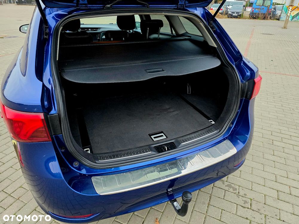 Toyota Avensis Touring Sports 1.8 Multidrive S Comfort - 20