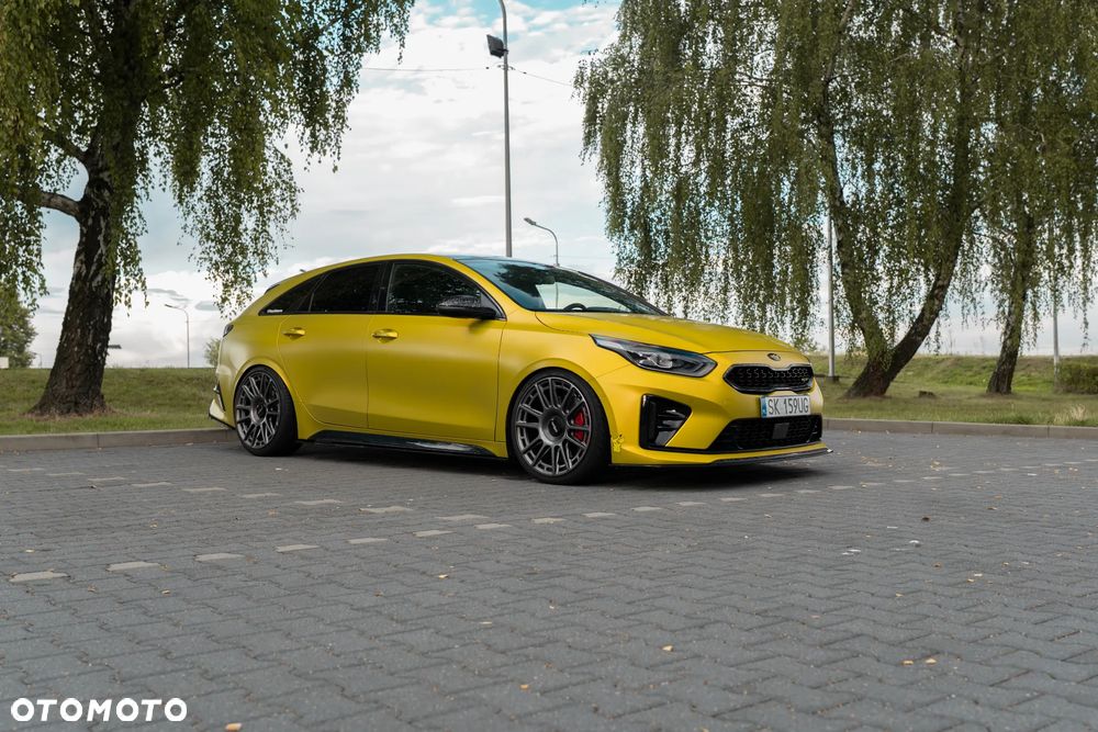 Kia ProCeed 1.6 T-GDI GT DCT - 3