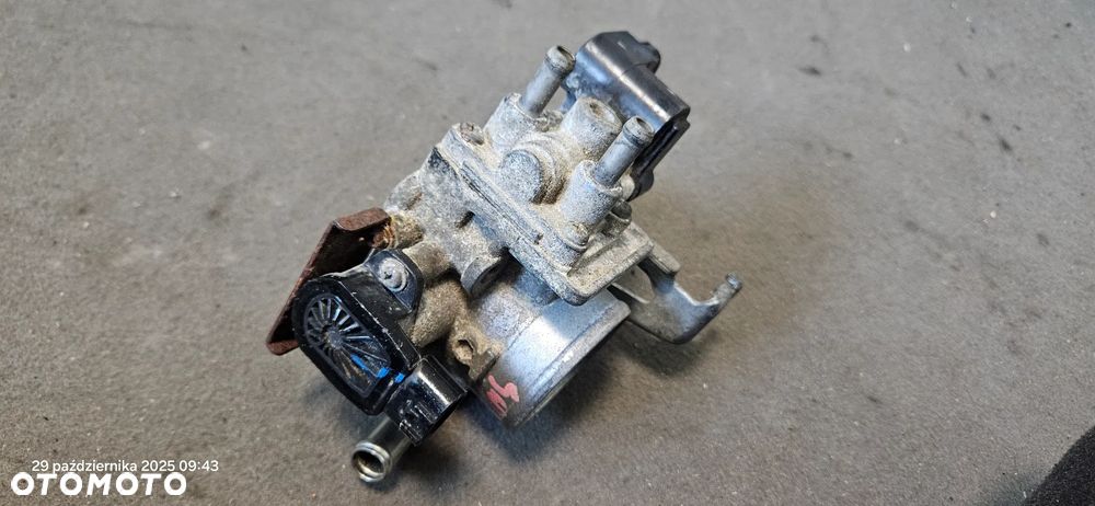 Przepustnica Suzuki Swift Mk6 Liana 1,5 1,6 18137-83E01 - 7