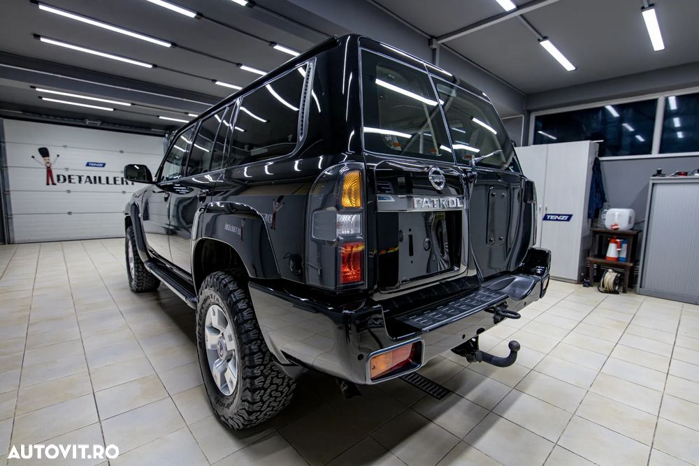 Nissan Patrol 3.0 TDI Aut Luxury Plus - 5