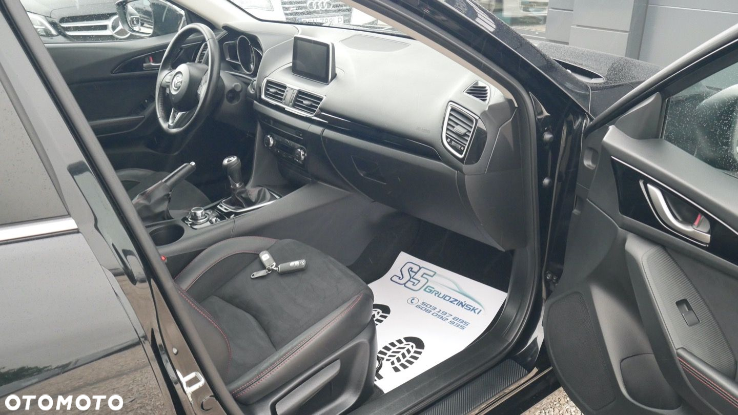 Mazda 3 - 15