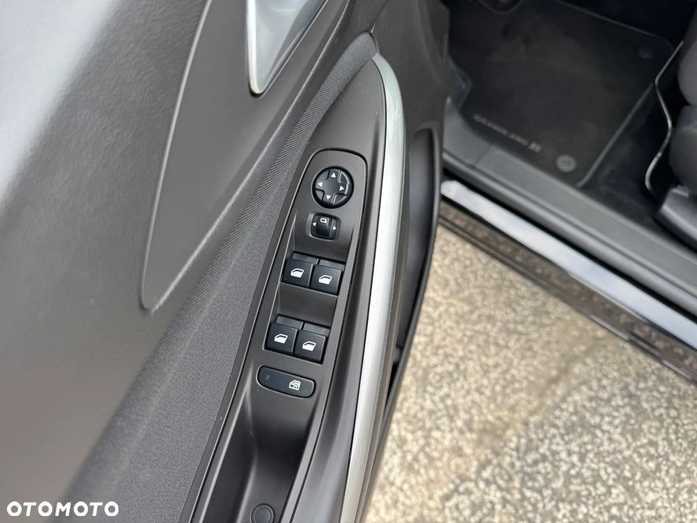 Opel Grandland X 1.2 Start/Stop Edition - 25