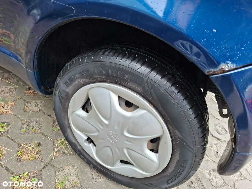 Toyota Yaris - 14