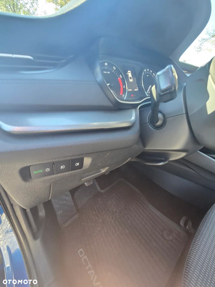 Skoda Octavia 1.5 TSI ACT Ambition - 22