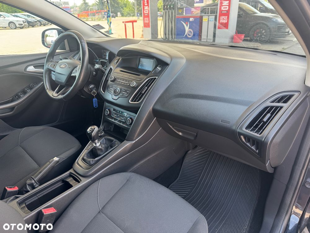 Ford Focus 1.5 TDCi DPF Start-Stopp-System Business - 8