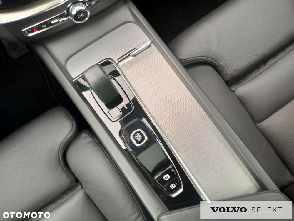 Volvo XC 60 - 24