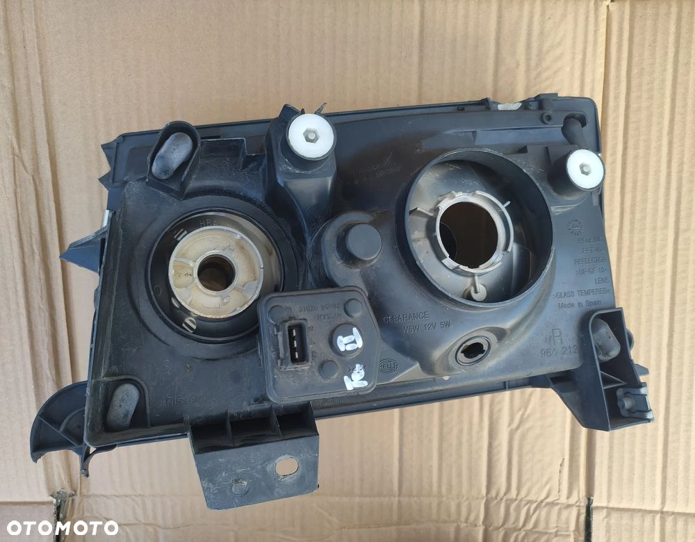Reflektor Prawy Lampa Prawa szkło ramka Nissan Terrano II Lift - 3