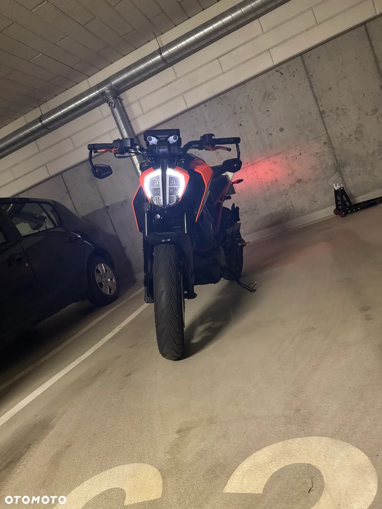 KTM Duke - 5