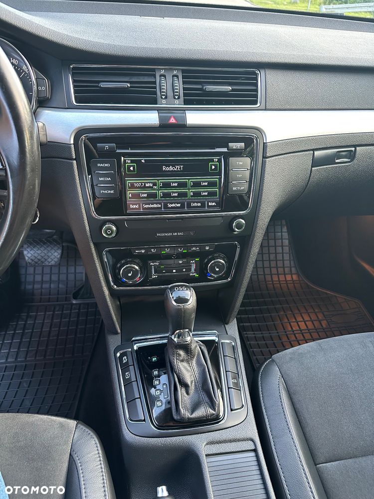 Skoda Superb 2.0 TSI DSG Exclusive - 25