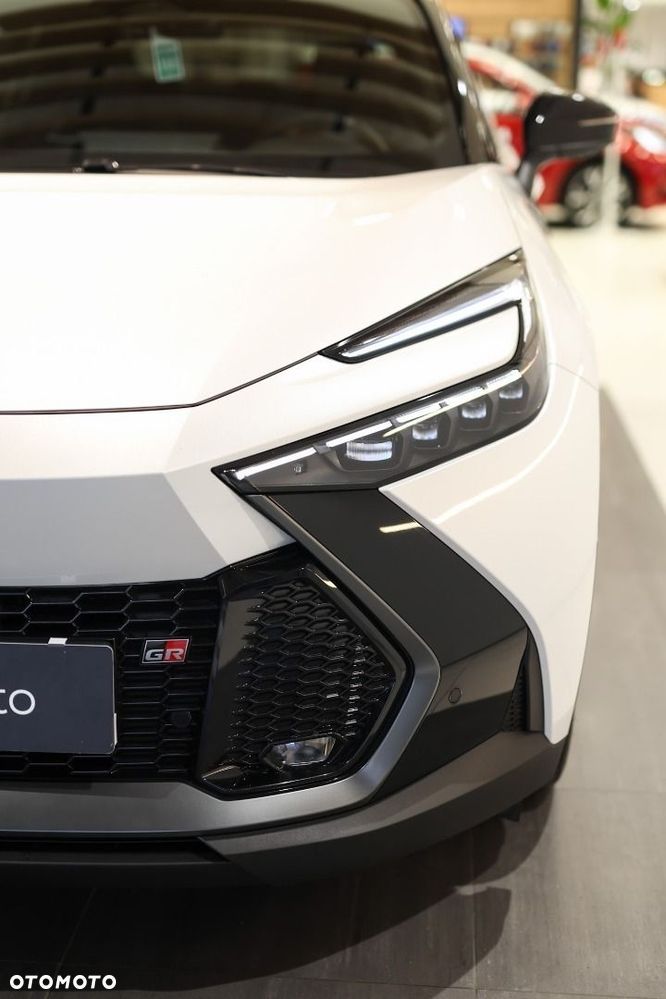 Toyota C-HR - 12