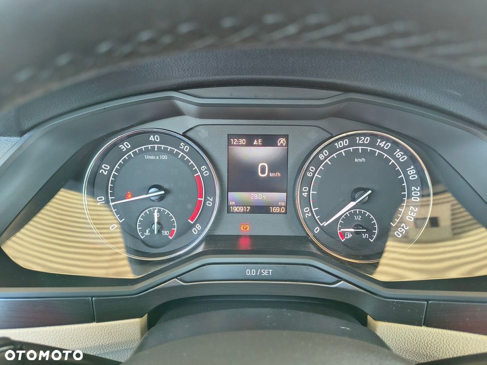 Skoda Superb - 17
