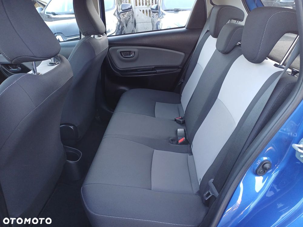 Toyota Yaris - 16