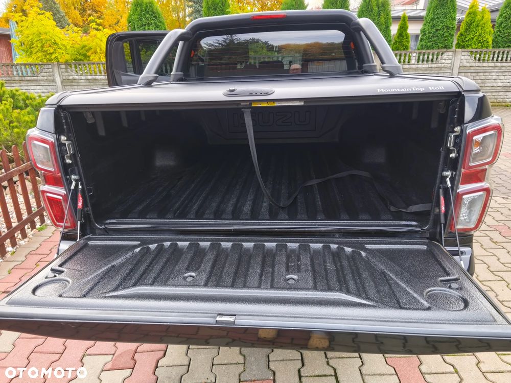 Isuzu D-Max - 11