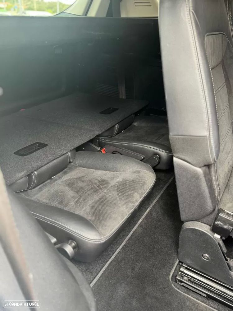 Ford S-Max 2.0 TDCi Titanium 7L - 14