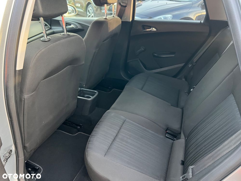 Opel Astra 1.4 Turbo Sports Tourer - 6