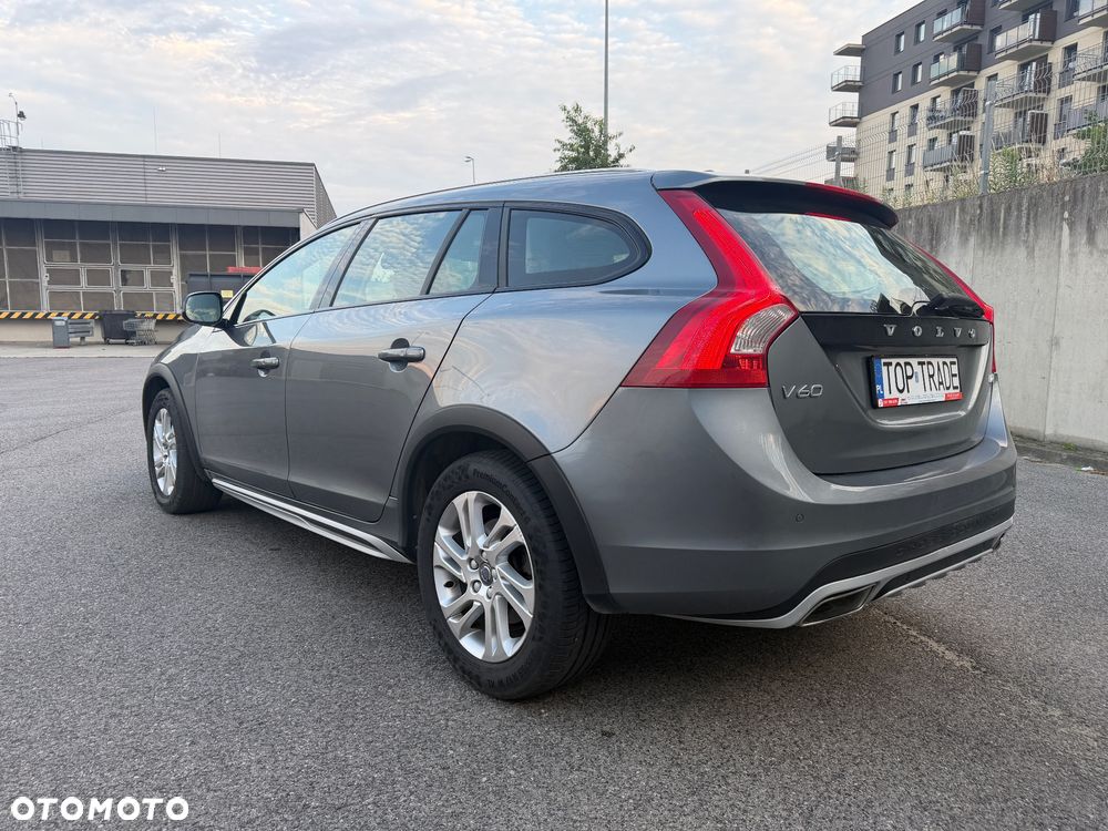Volvo V60 D4 Geartronic Summum - 6