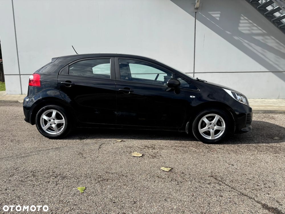 Kia Rio - 3