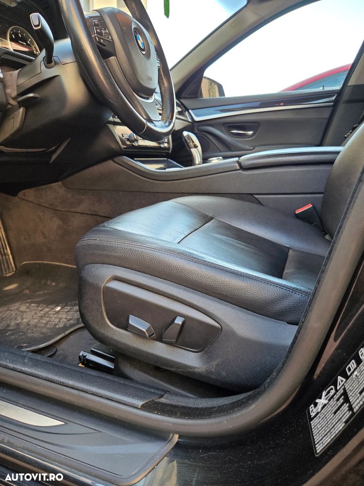 BMW Seria 5 520d xDrive - 36