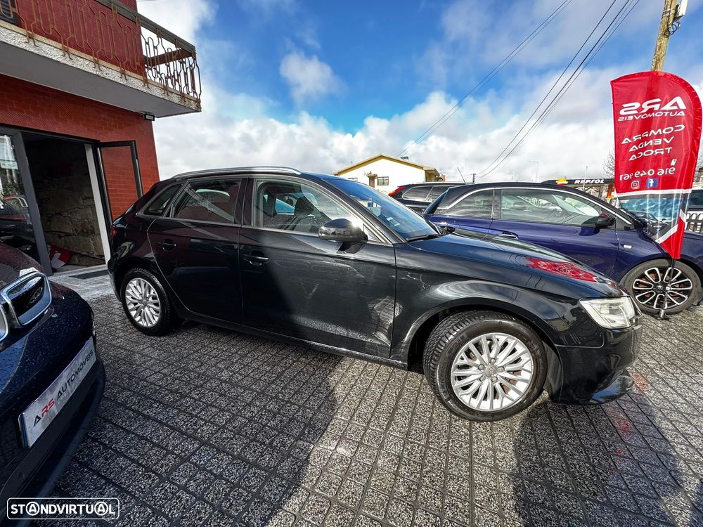 Audi A3 Sportback 1.6 TDI Advance - 4