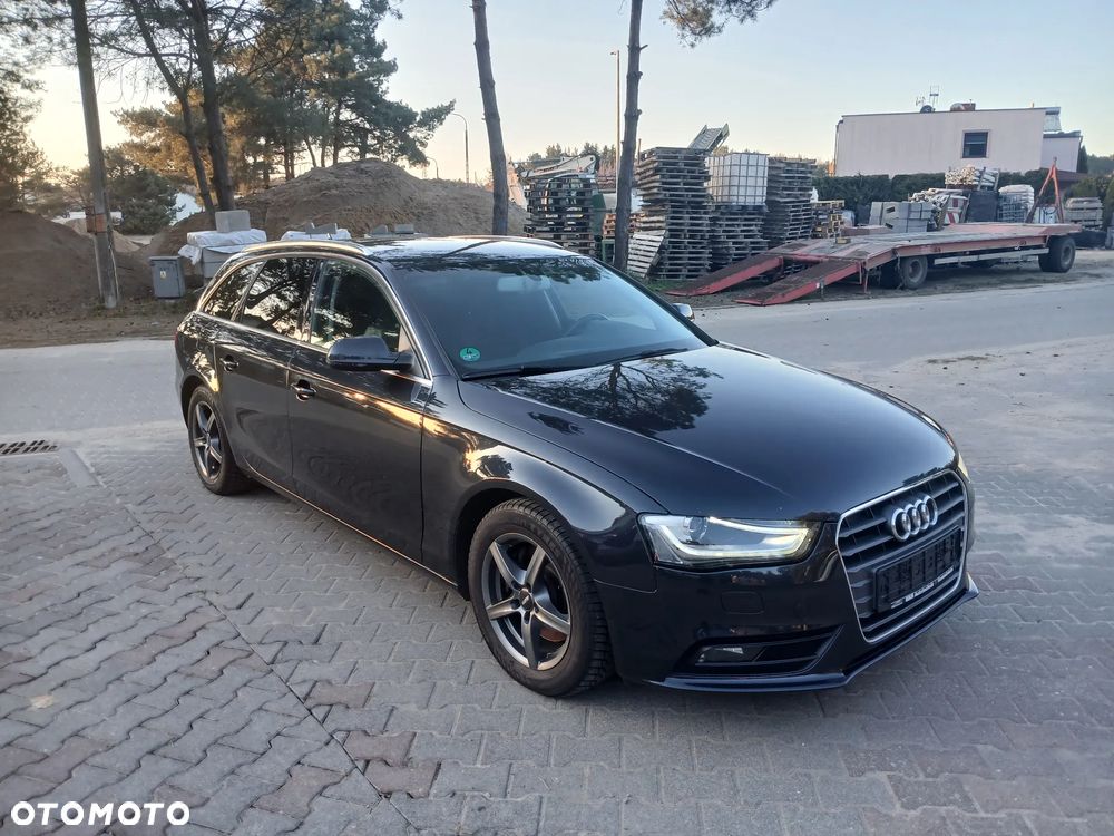 Audi A4 Avant - 6