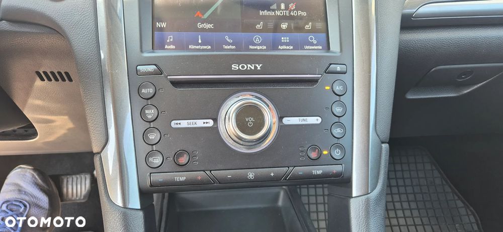 Ford Mondeo 2.0 EcoBlue Titanium - 24