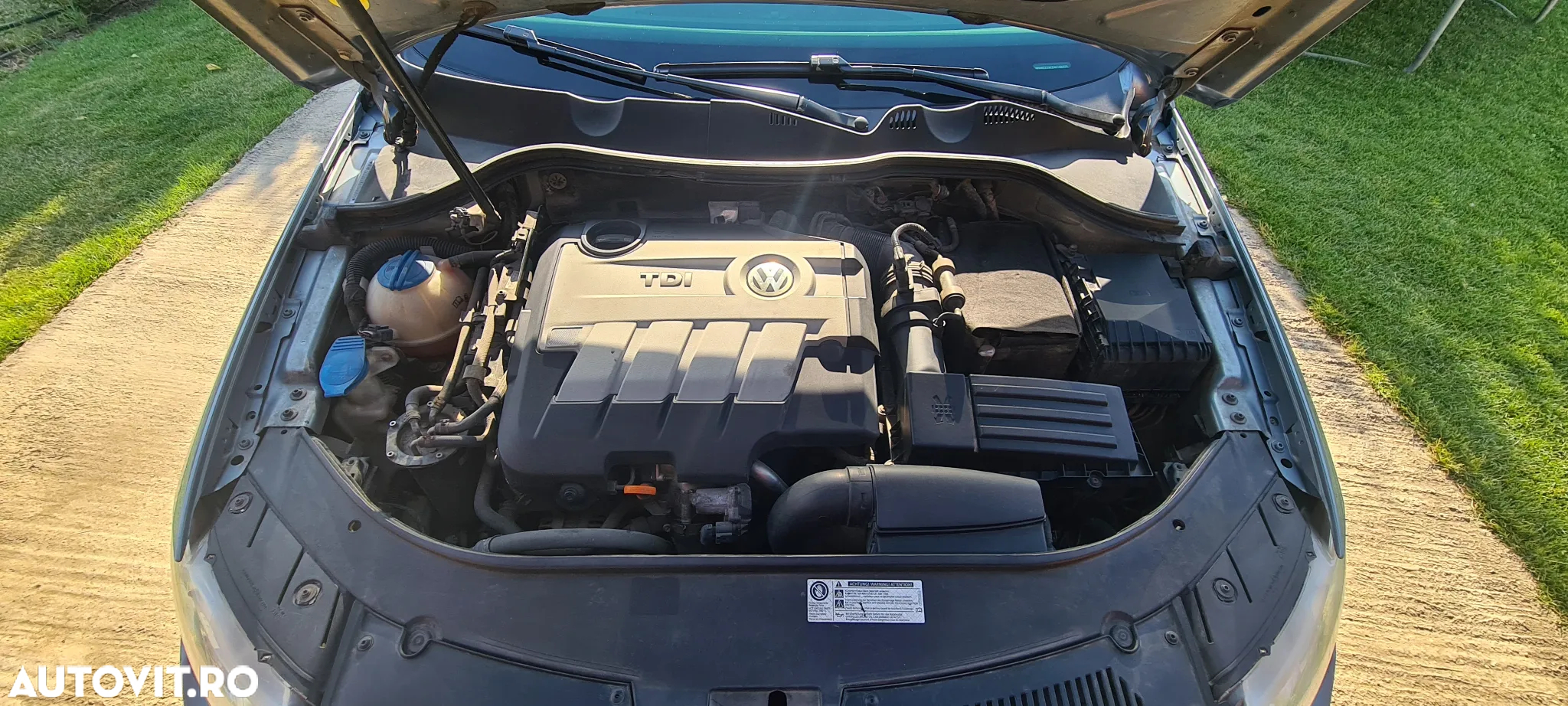 Volkswagen Passat Variant 2.0 TDI Sportline DPF - 6