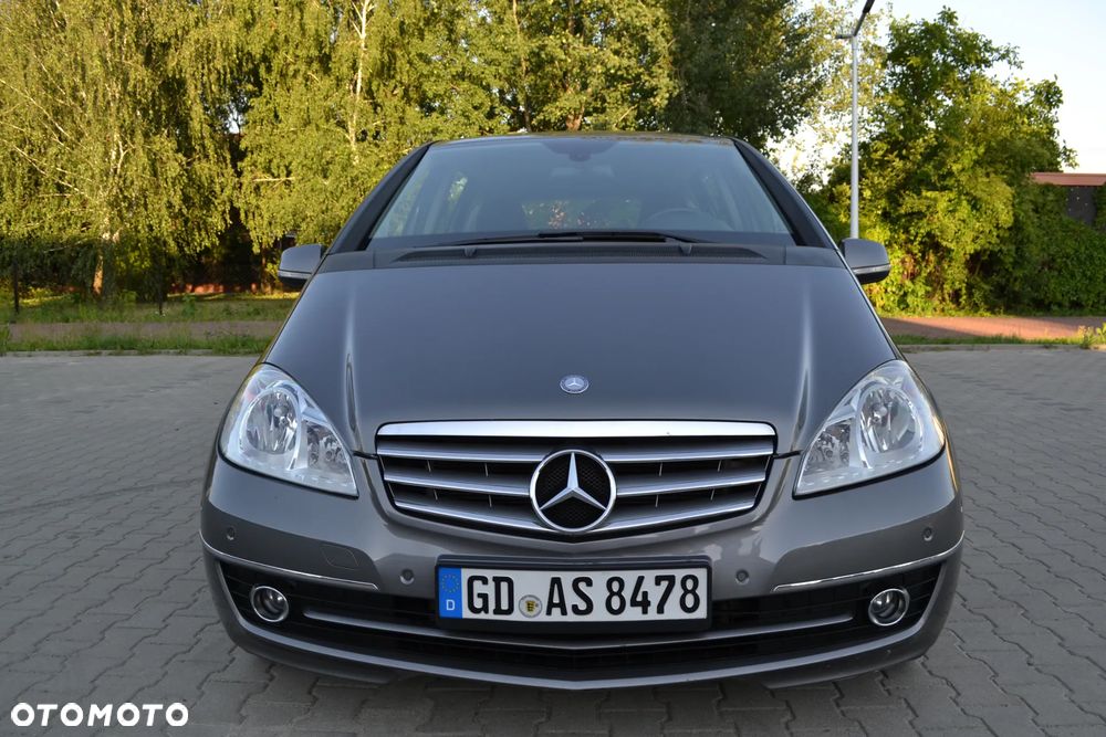 Mercedes-Benz Klasa A 170 BlueEFFICIENCY Elegance - 3