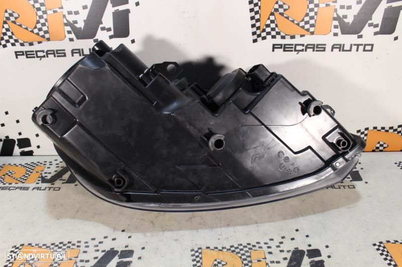 Ótica / Farol Esquerdo Volkswagen Golf Vi (5K1)  Farol Esquerdo Vw Gof - 6