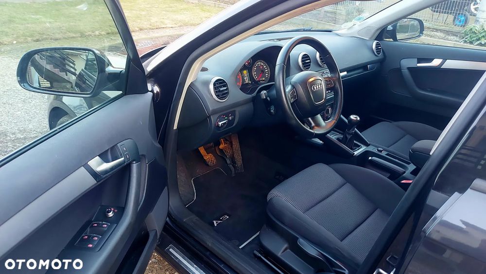 Audi A3 Sportback 2.0 TDI Attraction - 15