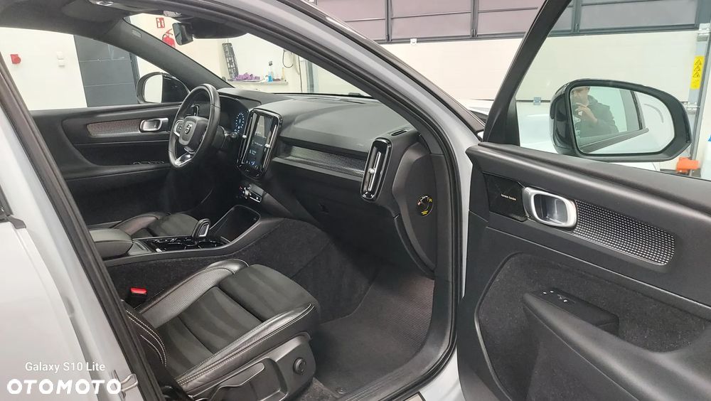 Volvo XC 40 D3 SCR R-Design - 15