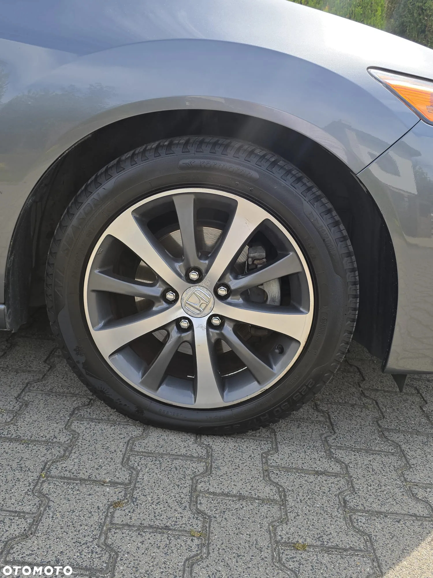 Honda Accord 2.0 Executive - 21