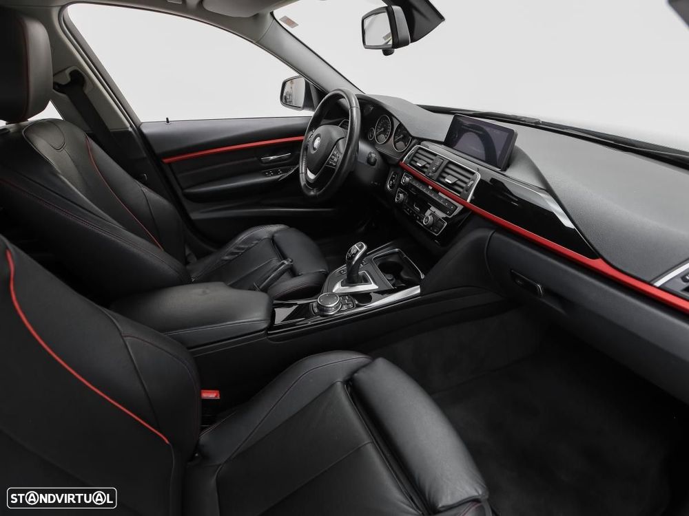 BMW 335 d xDrive - 10