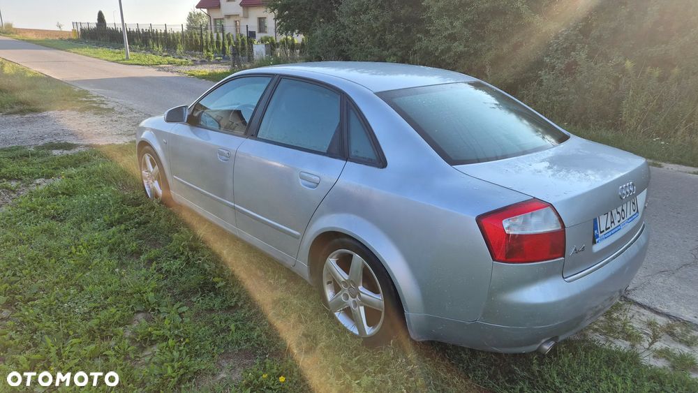 Audi A4 Limousine 1.8T - 6