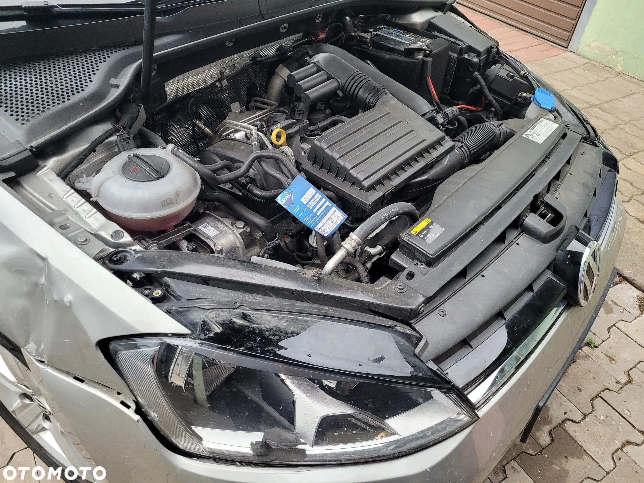 Volkswagen Golf - 8
