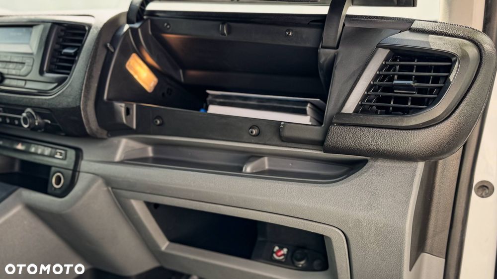 Opel Vivaro 2020  1.5 Serwis ASO Mały Przebieg - 13