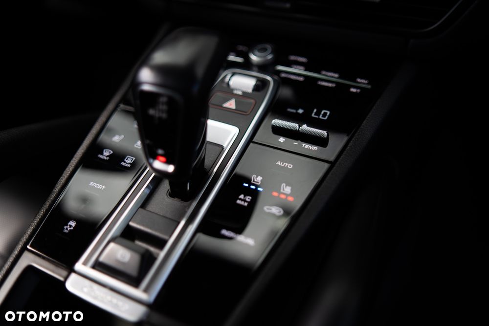 Porsche Cayenne Tiptronic S - 14