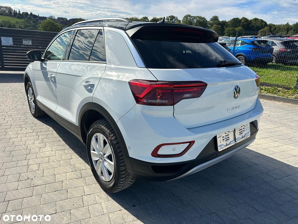 Volkswagen T-Roc - 4